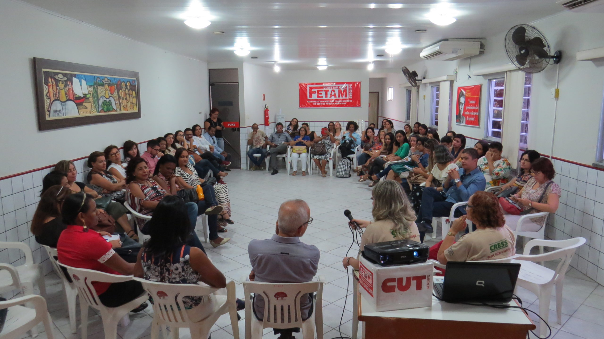 CRESS/SE apresenta principais demandas das políticas sociais a prefeito e vice prefeita de Aracaju