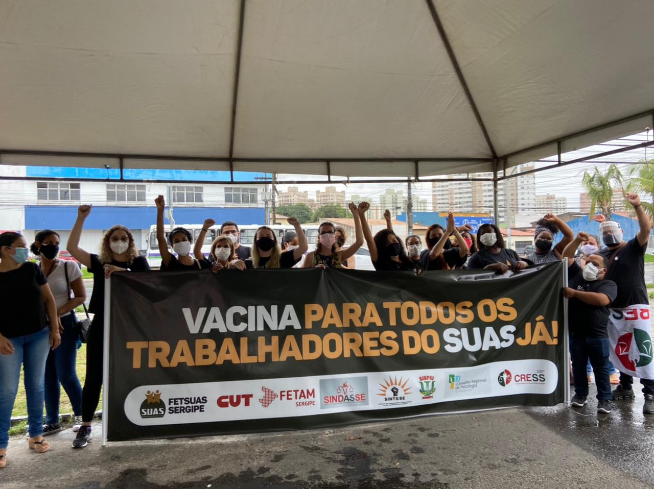 CRESS-SE participa de ato em defesa da vacinação contra a covid-19 dos trabalhadores do SUAS